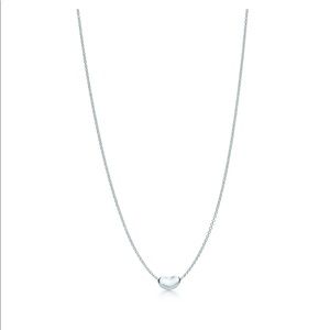 Tiffany & Co. Elsa Peretti Bean necklace like new